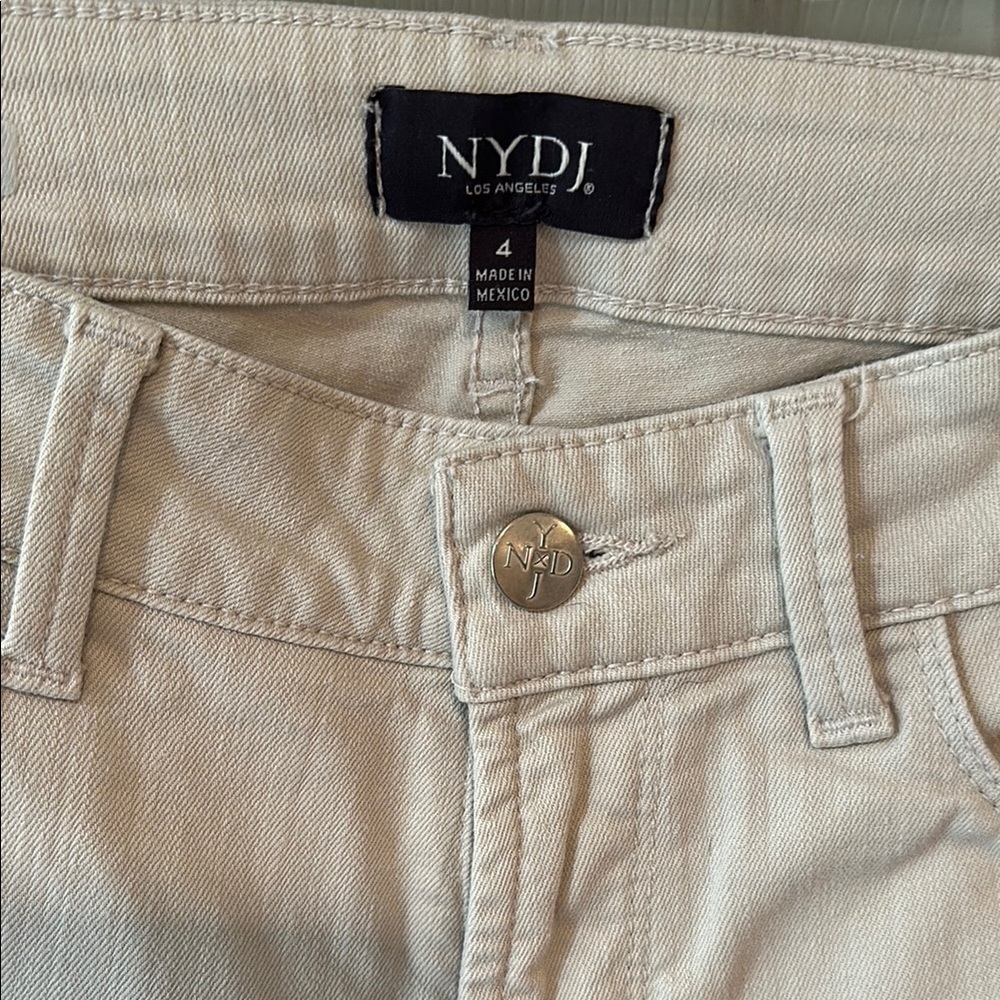 NYDJ Marilyn Straight Jeans in Beige
